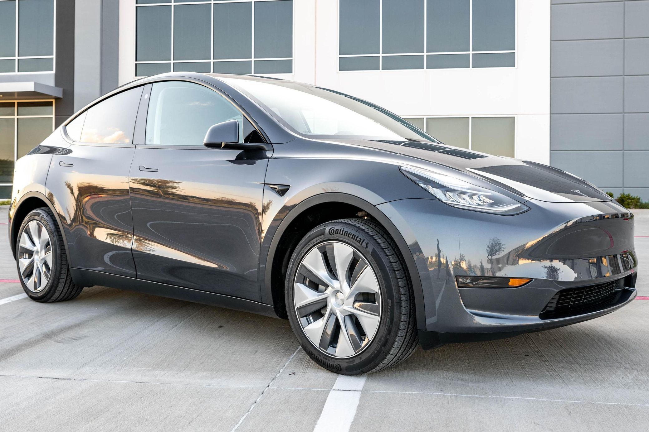 2022 Tesla Model Y Long Range AWD